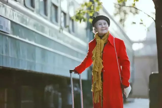87岁的中国不老女神是谁 来看看女神人生是如何优雅的